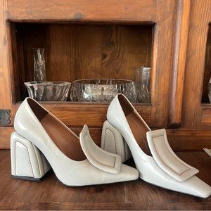 Rare Marni Contrast Stitch Pumps